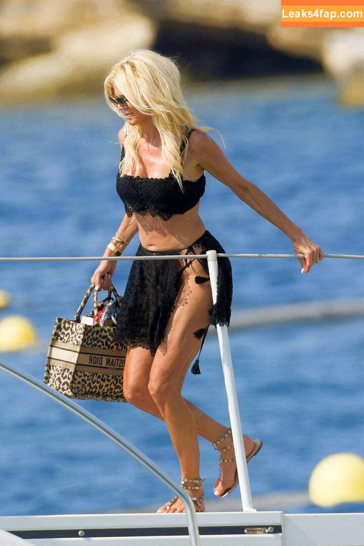 Victoria Silvstedt / vicsilvstedt / victoriasilvstedt leaked photo photo #1017