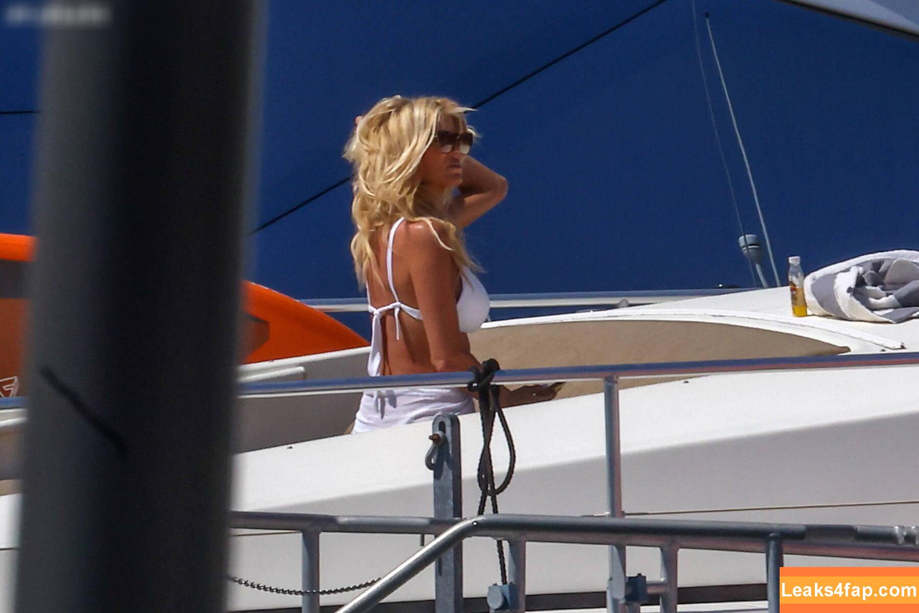 Victoria Silvstedt / vicsilvstedt / victoriasilvstedt leaked photo photo #1040