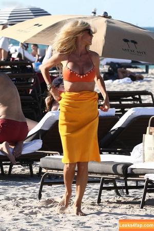 Victoria Silvstedt фото #1002