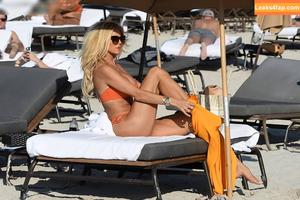 Victoria Silvstedt фото #1009