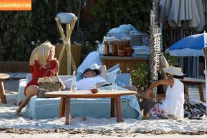Victoria Silvstedt фото #1051