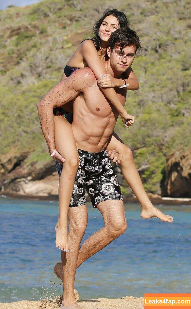 victoriajustice /  leaked photo photo #0023