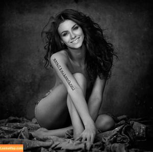 victoriajustice photo #0018