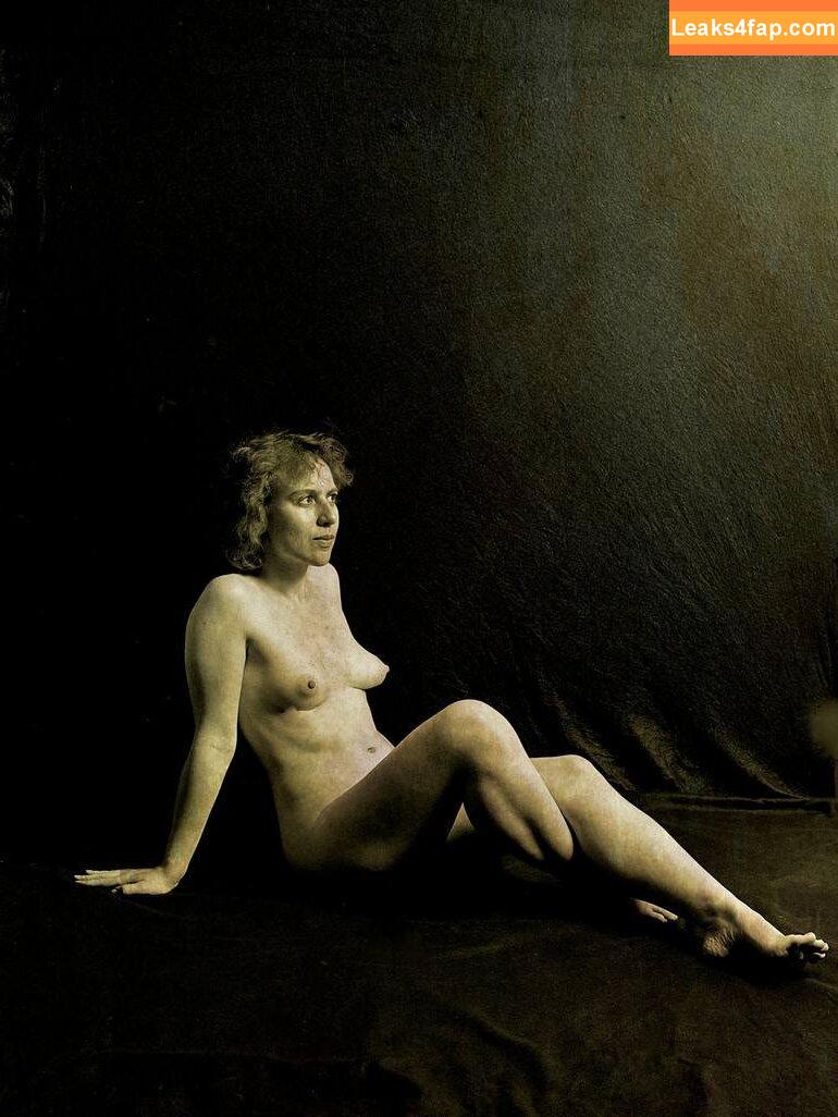 Victorian /  leaked photo photo #0001