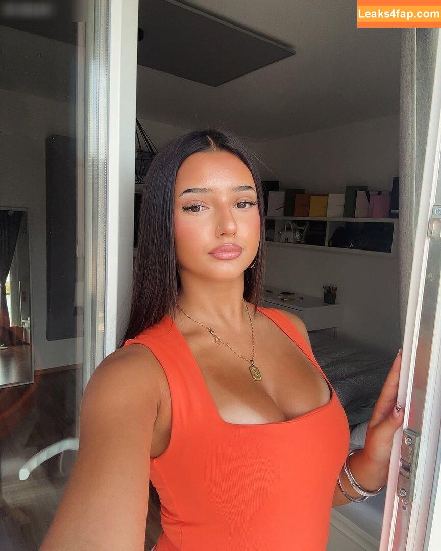 victorija.ic /  leaked photo photo #0012