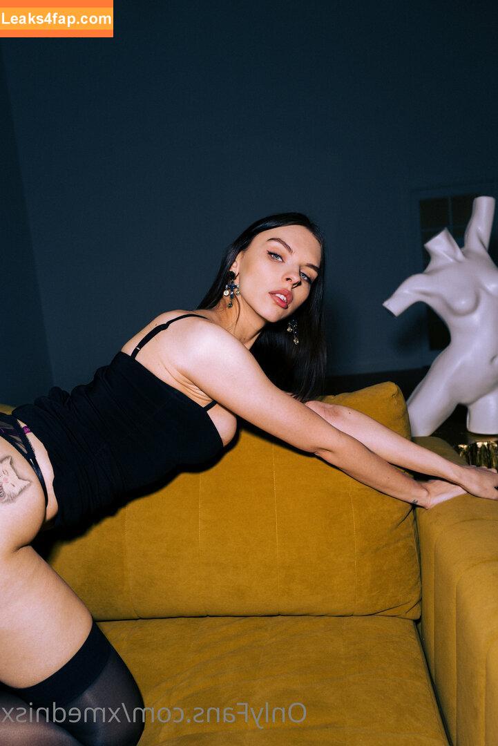 Vika Mednis / xmednisx leaked photo photo #0058
