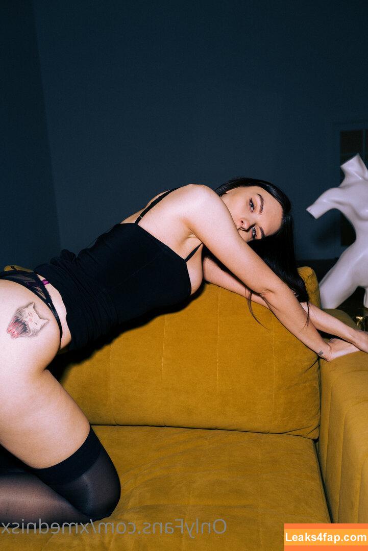 Vika Mednis / xmednisx leaked photo photo #0061