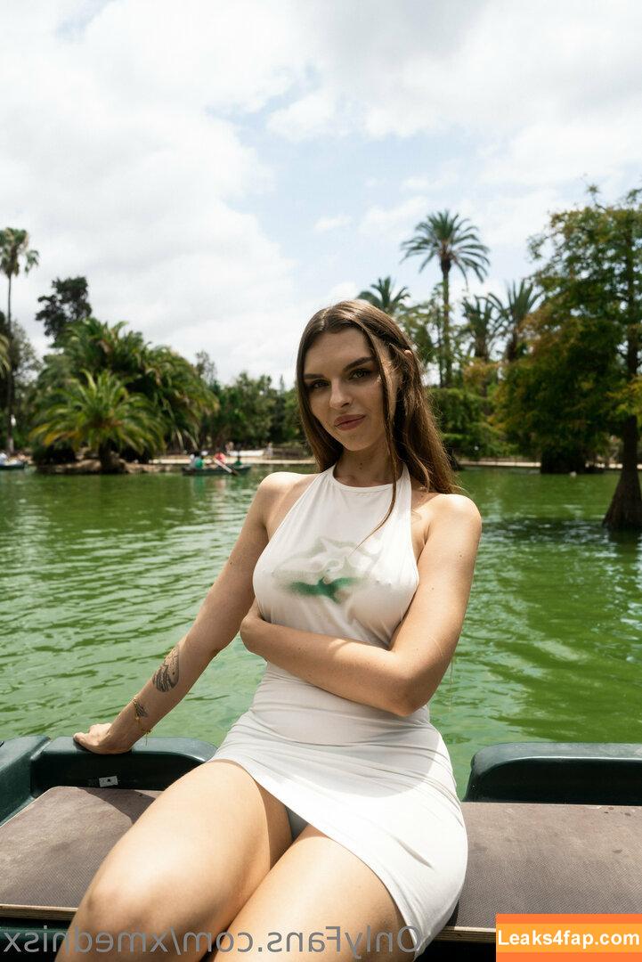 Vika Mednis / xmednisx leaked photo photo #0675