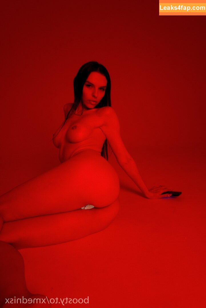 Vika Mednis / xmednisx leaked photo photo #0824