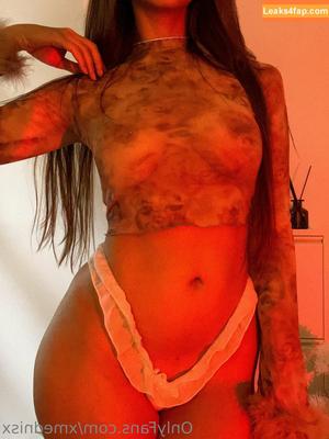Vika Mednis photo #0415