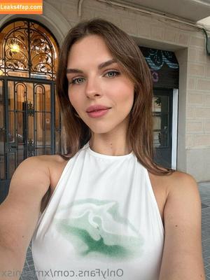 Vika Mednis photo #0687