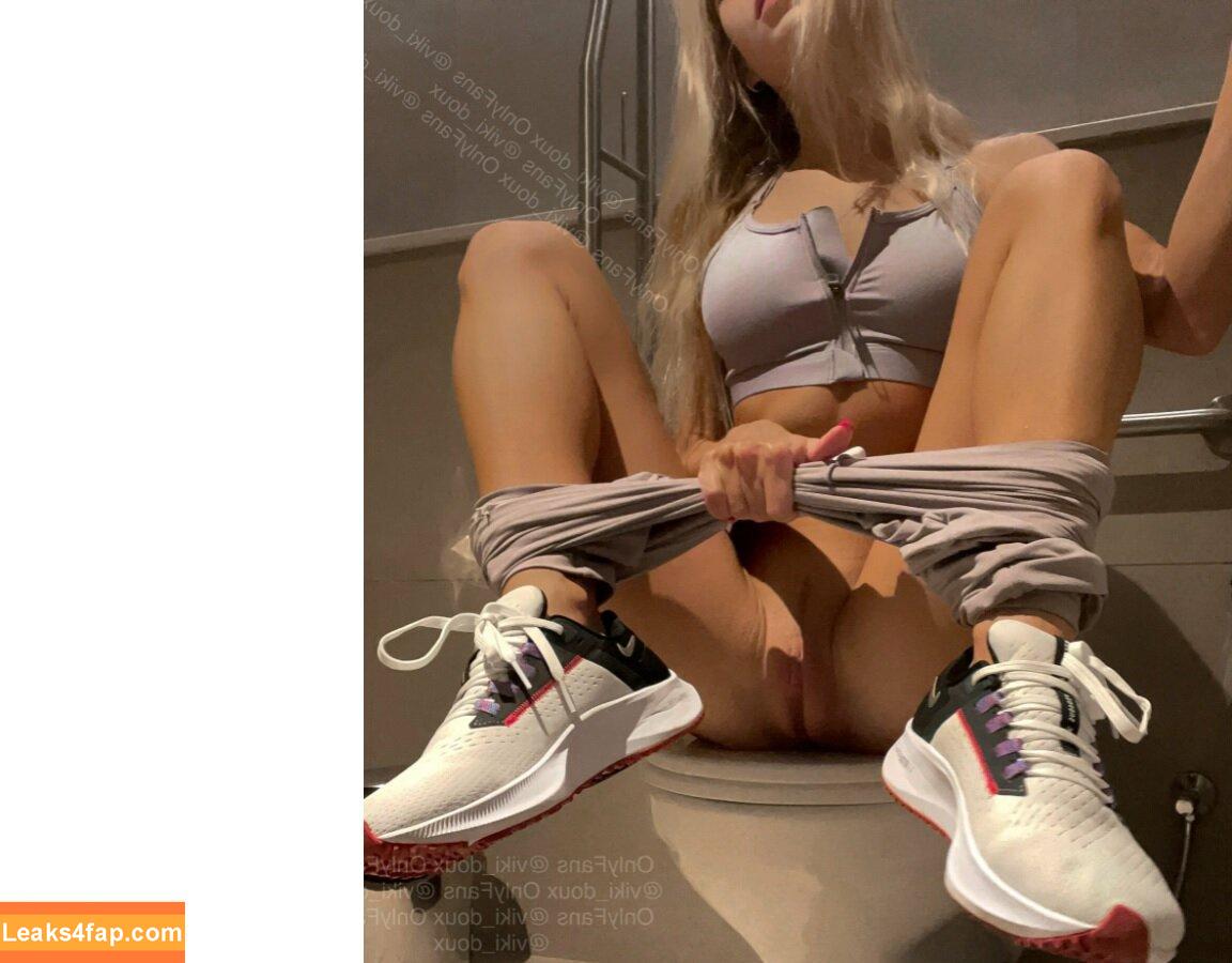 viki_doux /  leaked photo photo #0051