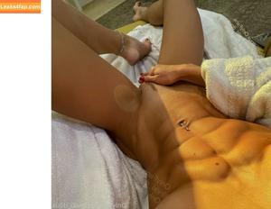 viki_doux photo #0057