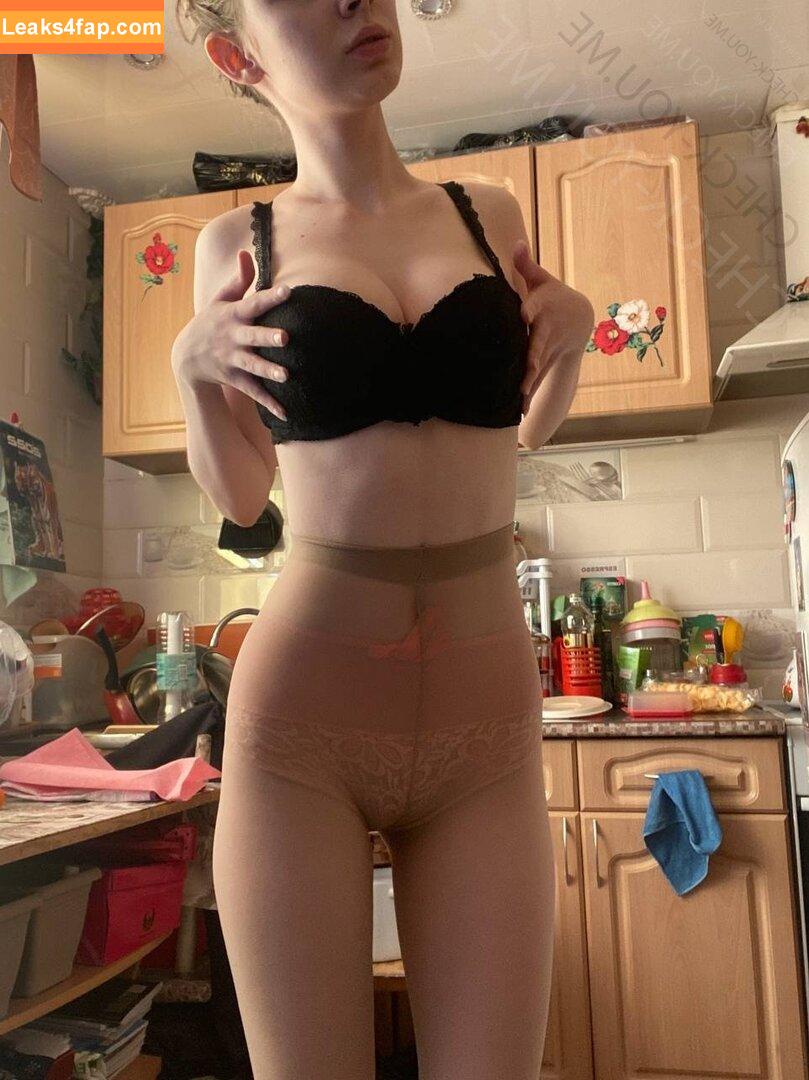 Viki_kaz leaked photo photo #0005