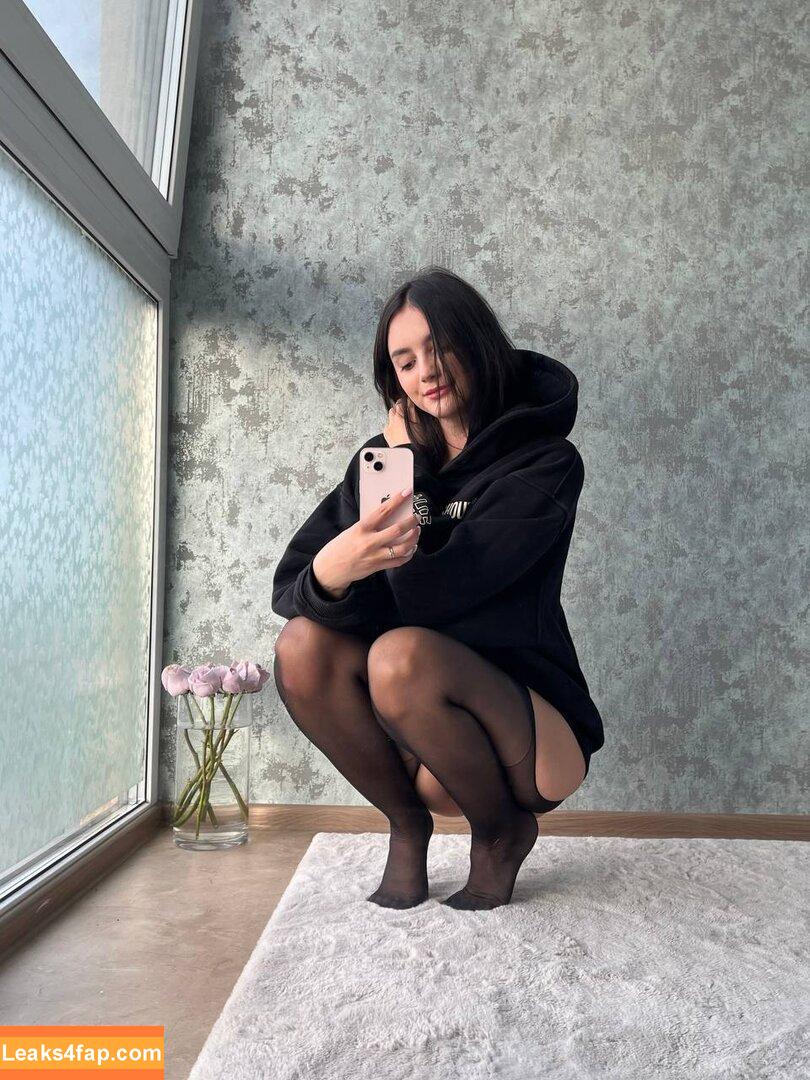 vikkkess /  leaked photo photo #0221