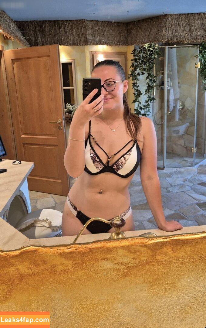 Viktoria Bochen / explore leaked photo photo #0015