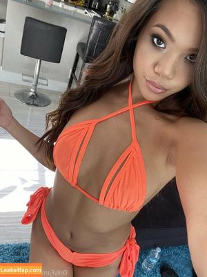 Vina Sky photo #0311