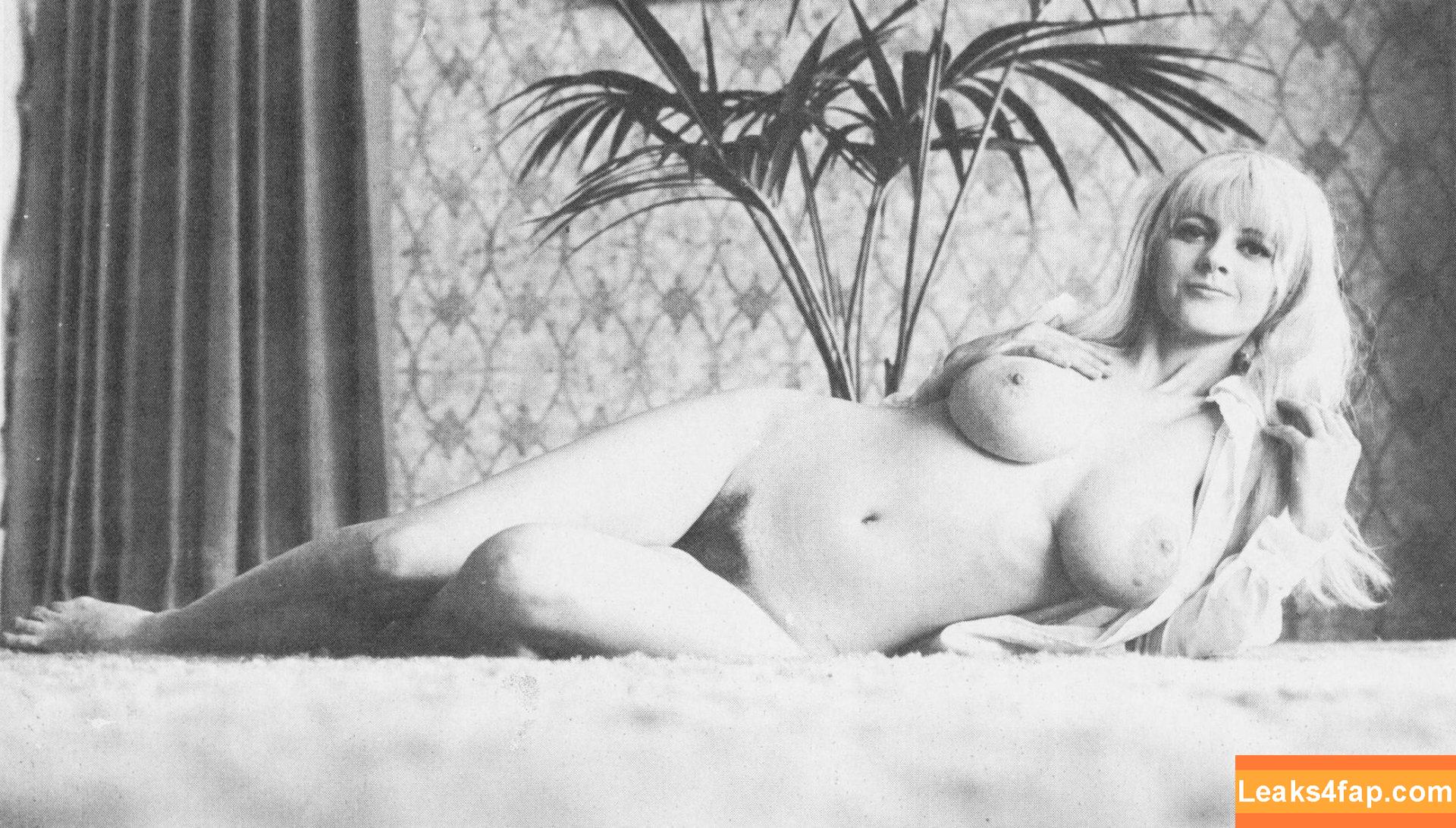 Vintage English Pinups / pinup_vintage_gallery leaked photo photo #0187