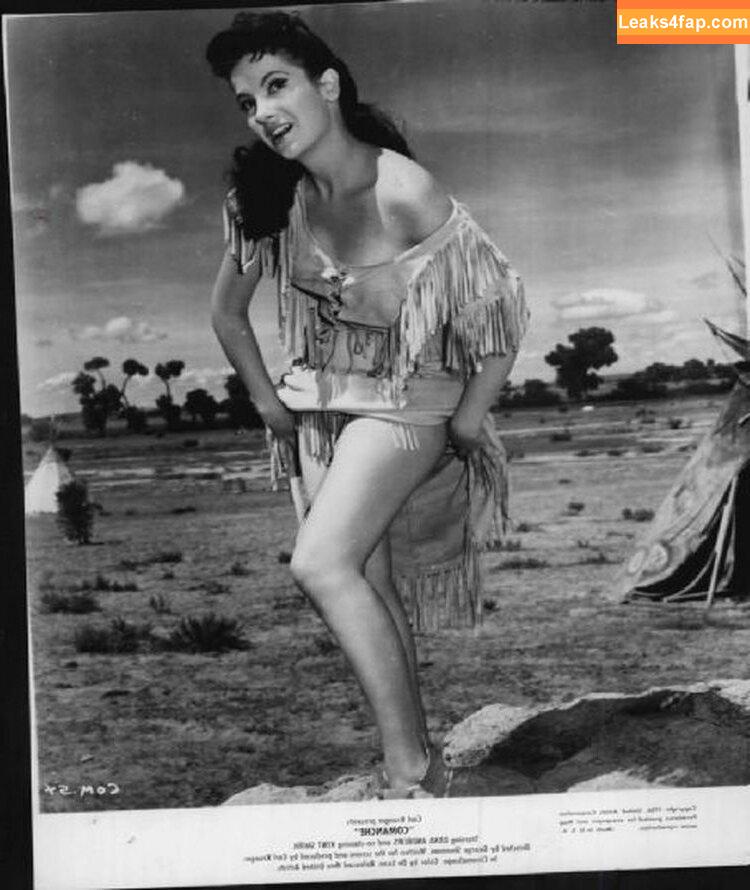 Vintage Sexy Celebs / vintagemoviestars leaked photo photo #0056