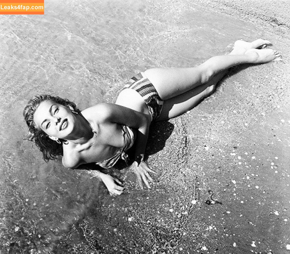 Vintage Sexy Celebs / vintagemoviestars leaked photo photo #0286