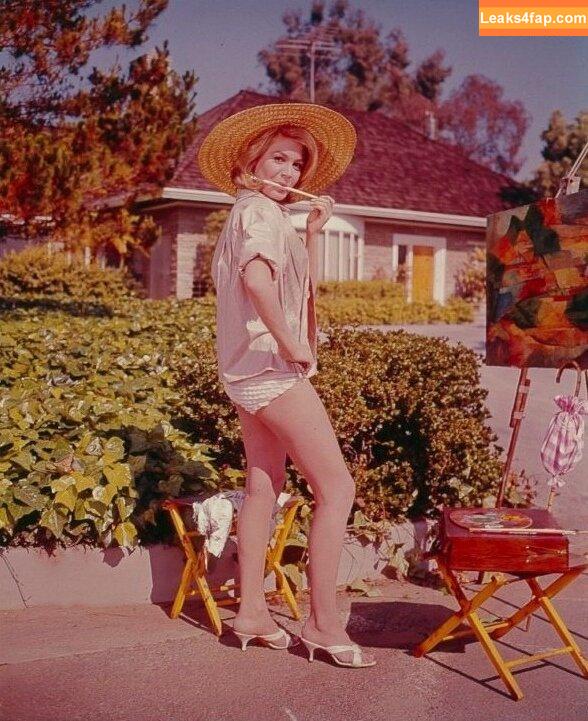 Vintage Sexy Celebs / vintagemoviestars leaked photo photo #0350