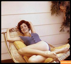 Vintage Sexy Celebs photo #0048