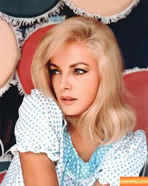 Vintage Sexy Celebs photo #0190