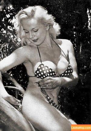 Vintage Sexy Celebs photo #0197