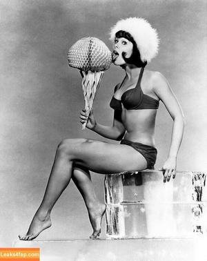 Vintage Sexy Celebs фото #0258