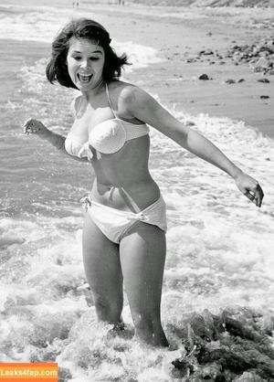 Vintage Sexy Celebs фото #0264