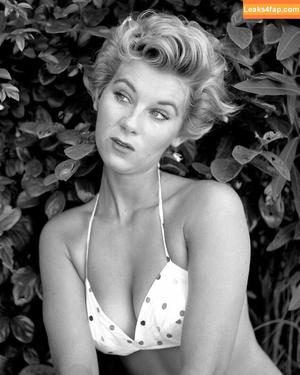 Vintage Sexy Celebs фото #0269