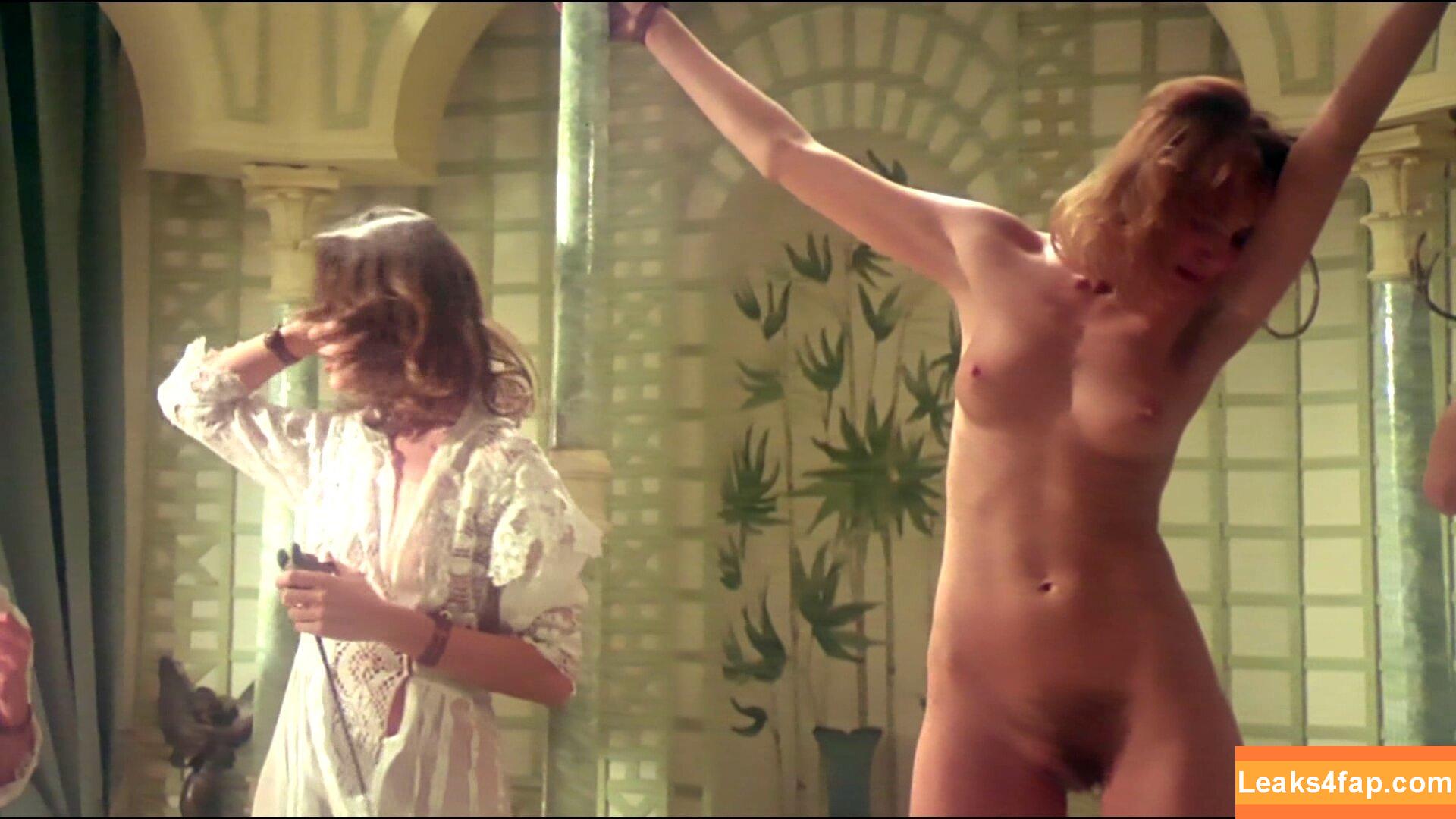 Vintage Starlets /  leaked photo photo #0262