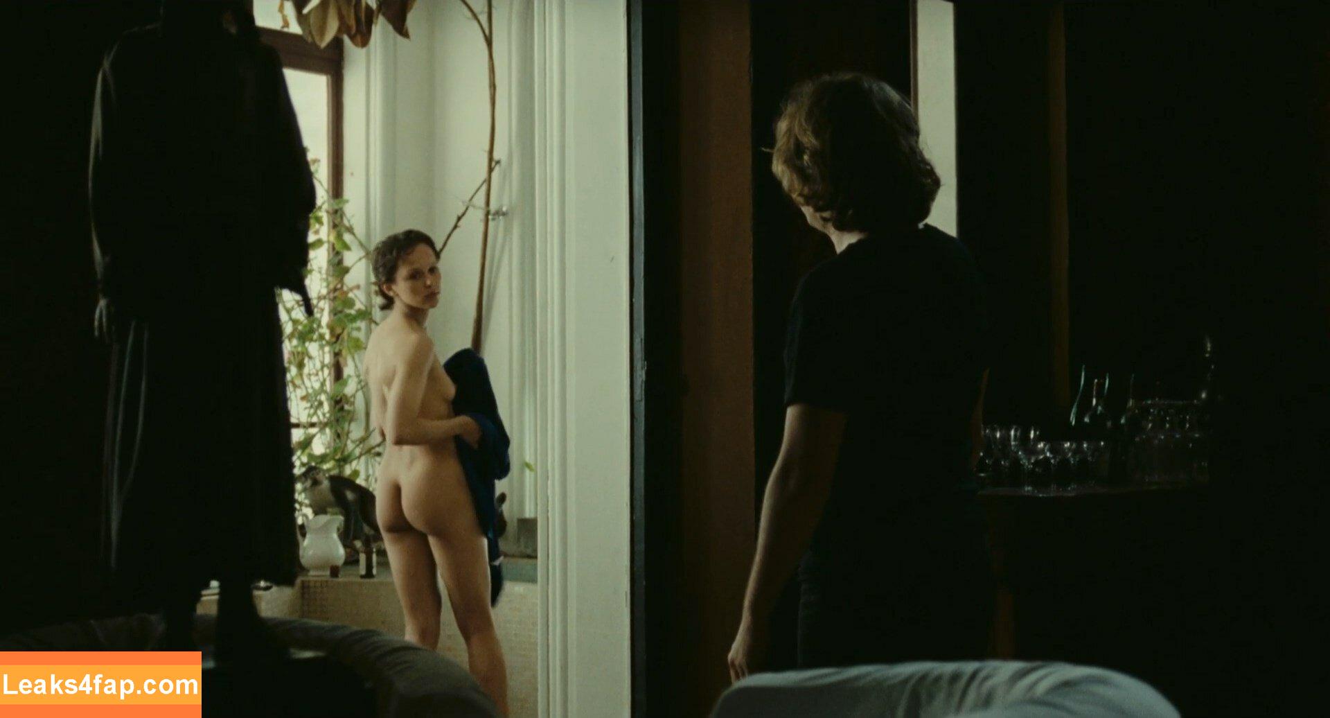 Vintage Starlets /  leaked photo photo #0373