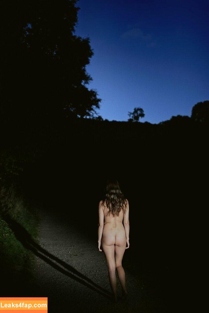 Vintage Starlets /  leaked photo photo #0385