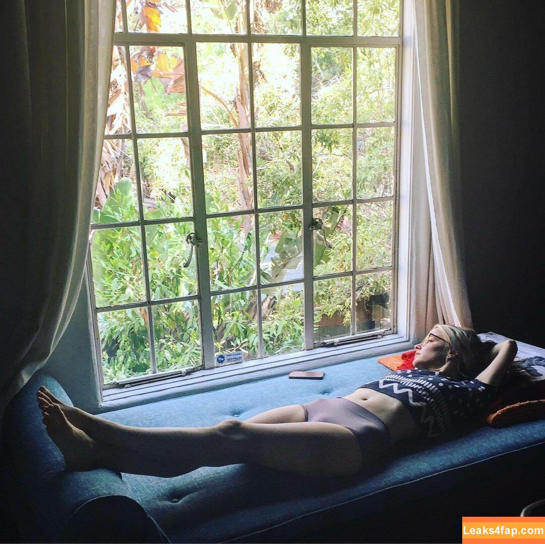 Vintage Starlets /  leaked photo photo #0424