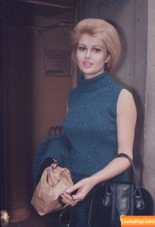 Vintage Starlets /  leaked photo photo #0467