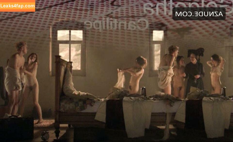 Vintage Starlets /  leaked photo photo #0624