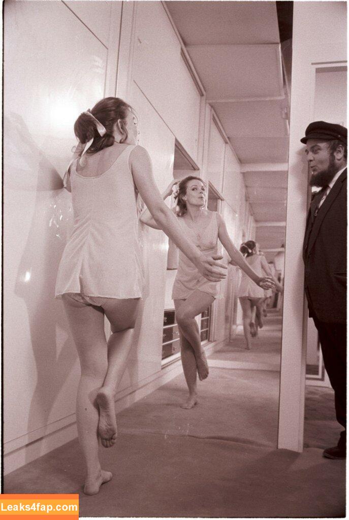 Vintage Starlets /  leaked photo photo #0652