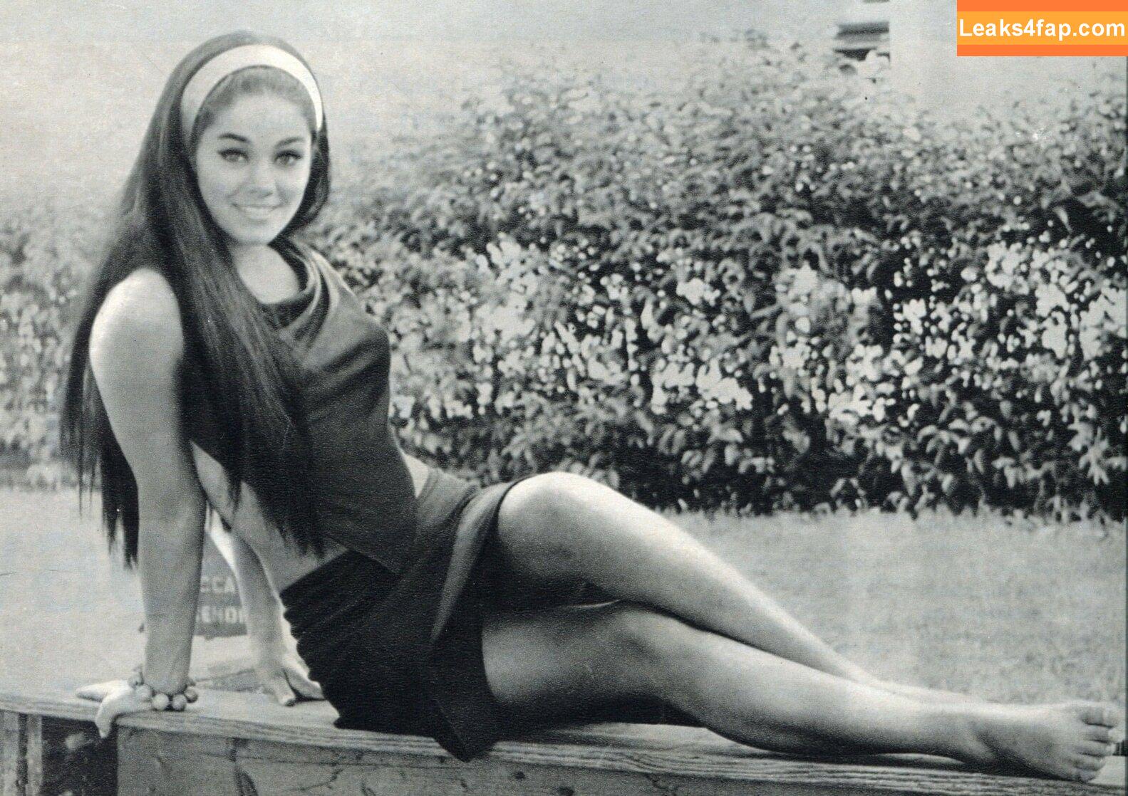 Vintage Starlets /  leaked photo photo #0739