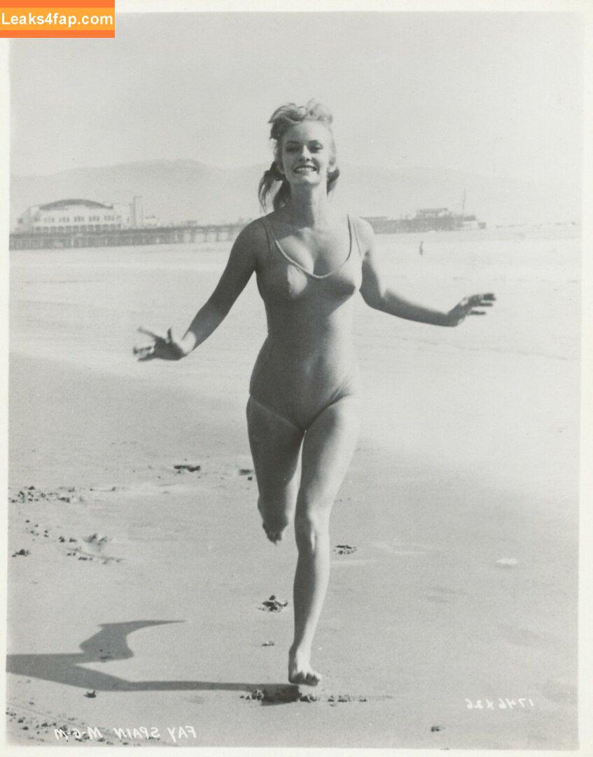 Vintage Starlets /  leaked photo photo #0900