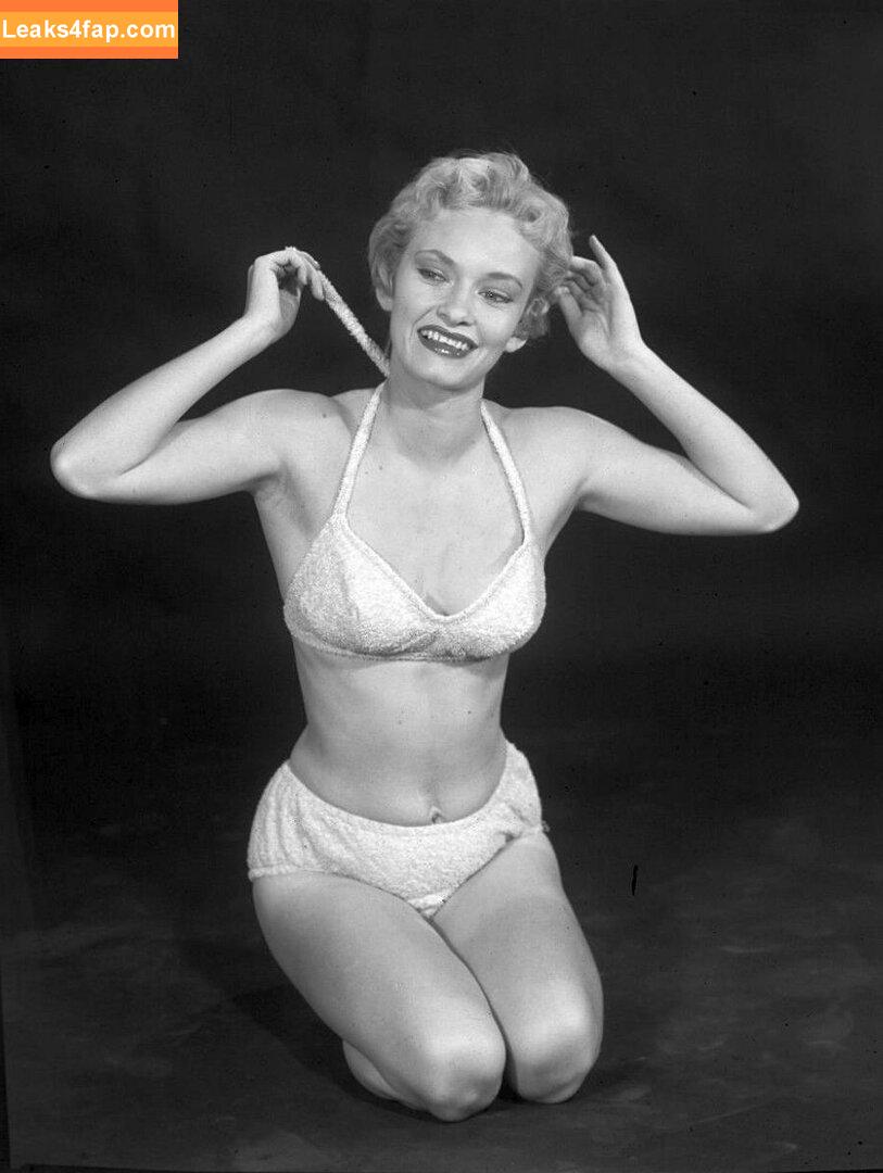 Vintage Starlets /  leaked photo photo #0902