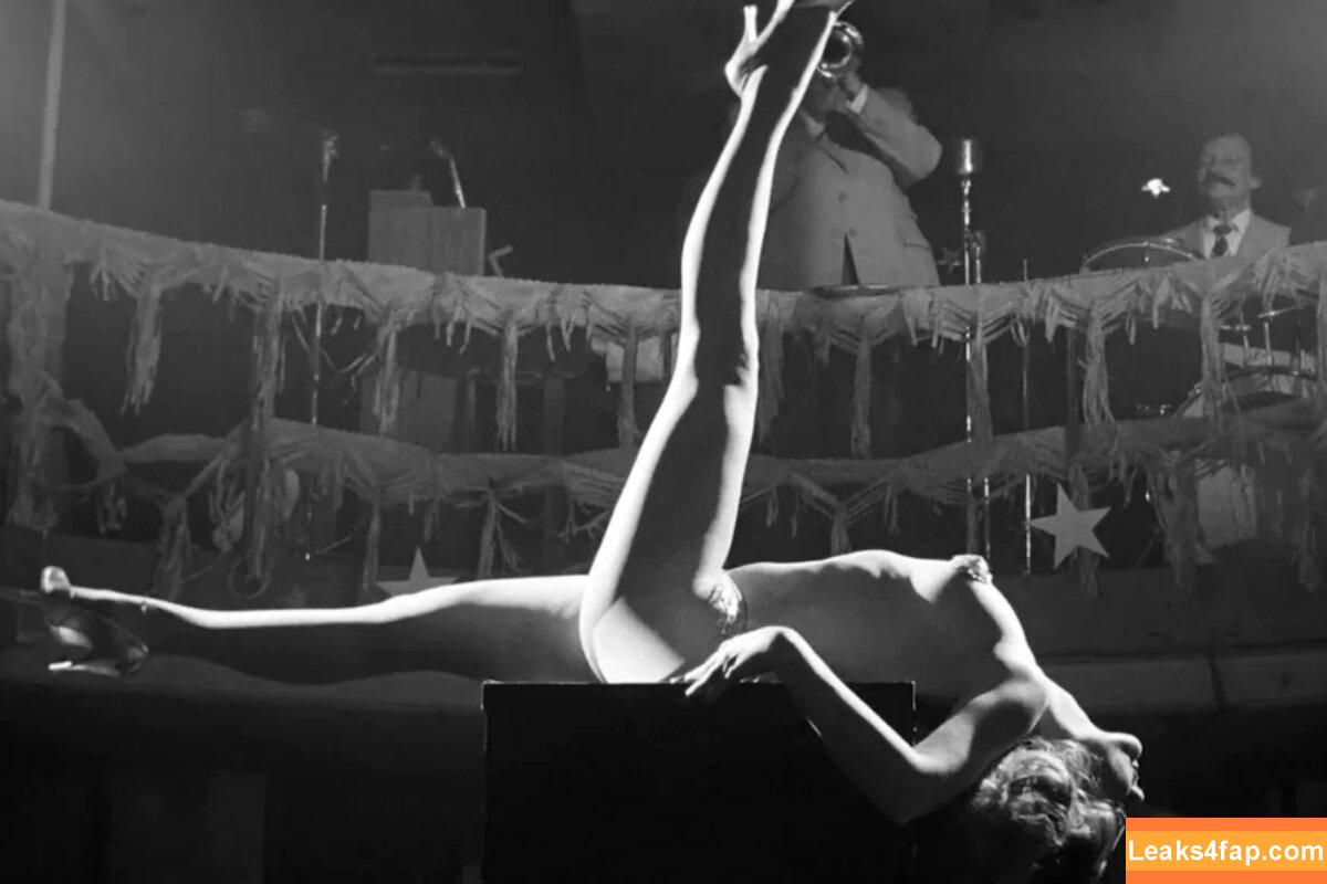 Vintage Starlets /  leaked photo photo #0930