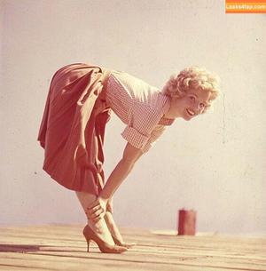 Vintage Starlets photo #0756