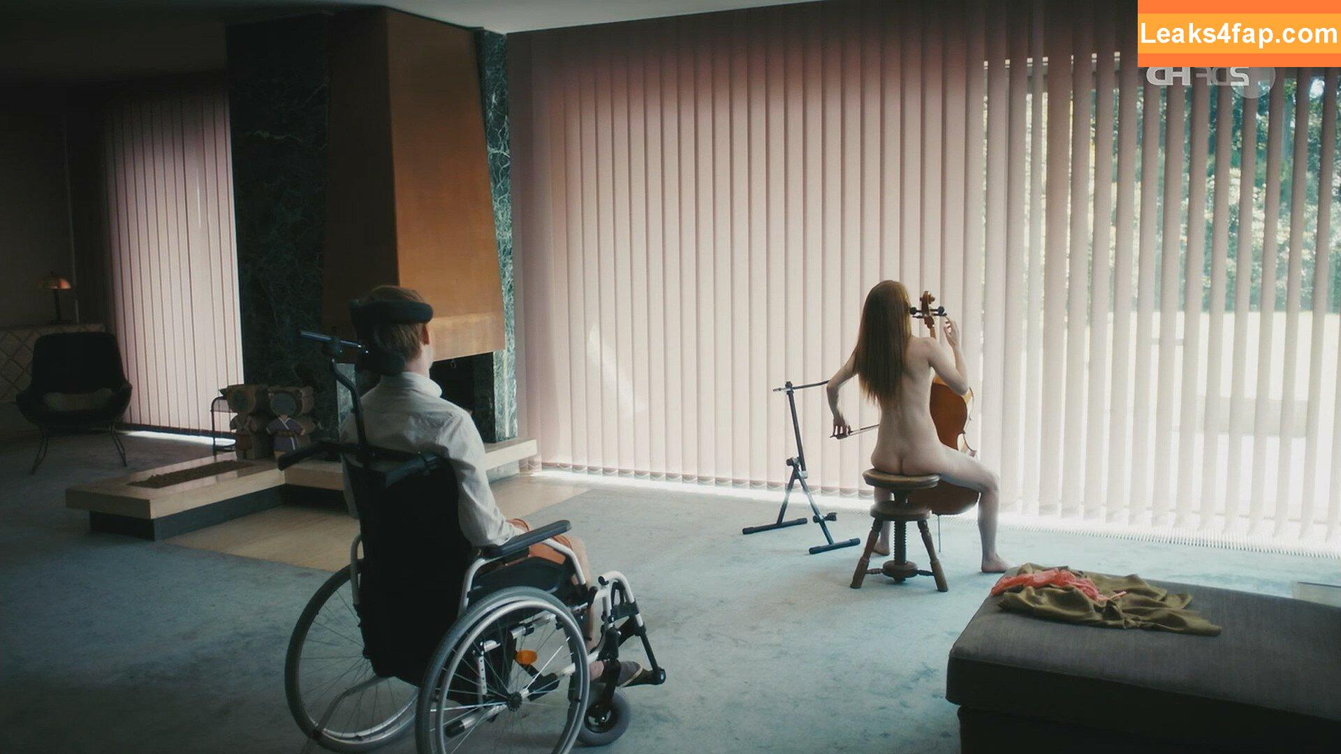 Vintage Starlets /  leaked photo photo #1175