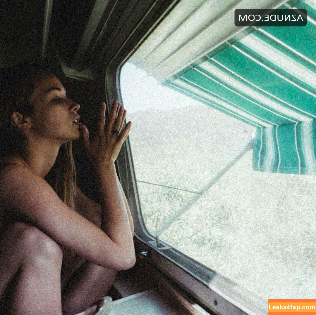 Vintage Starlets /  leaked photo photo #1239