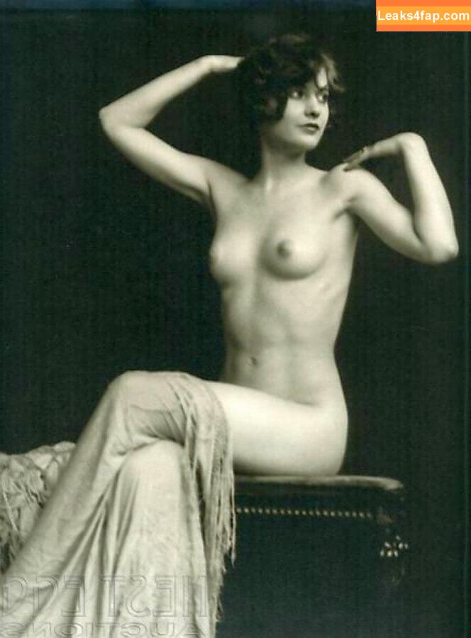 Vintage Starlets /  leaked photo photo #1382