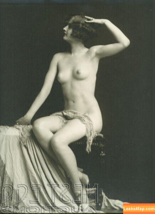 Vintage Starlets /  leaked photo photo #1387