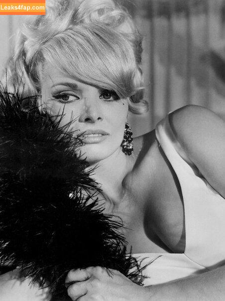 Vintage Starlets /  leaked photo photo #1437