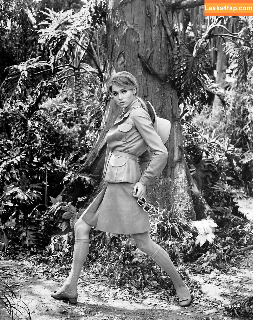 Vintage Starlets /  leaked photo photo #1622