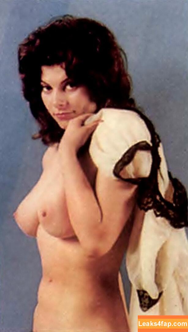 Vintage Starlets /  leaked photo photo #1701